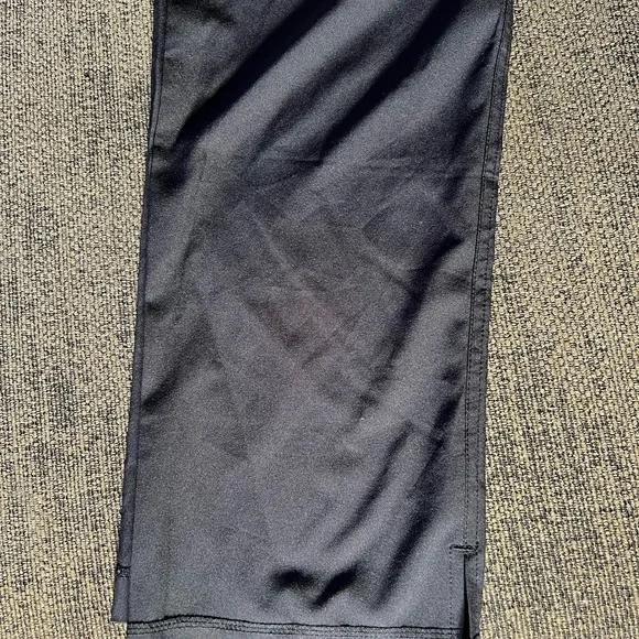 Element Select Women’s Black Scrub Pants - Picture 5 of 7